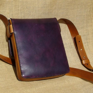 LEATHER HANDMADE BAG / Bag / Leather Bag / Office Bag / Messenger Bag / Pouch Bag / Shoulder Bag / Bandolier Bag / Cover iPad / Brown Bag. image 2