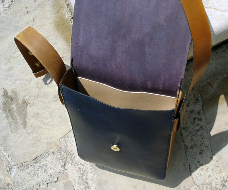 LEATHER HANDMADE BAG / Bag / Leather Bag / Office Bag / Messenger Bag / Pouch Bag / Shoulder Bag / Bandolier Bag / Cover iPad / Brown Bag. image 5