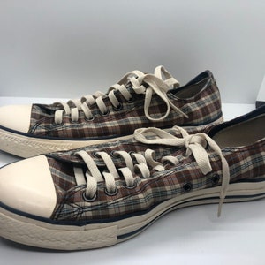 Take A Look About Plaid Converse Low Top