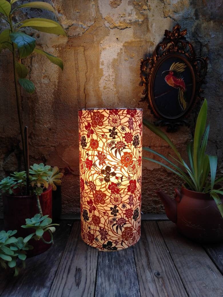 Lampe à Poser Totem Fleurs Des Champs en Papier Japonais