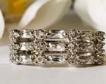 Argent Sterling 925 Femmes Zircone Cubique anniversaire Eternity Mariage Band Ring Taille 4-10