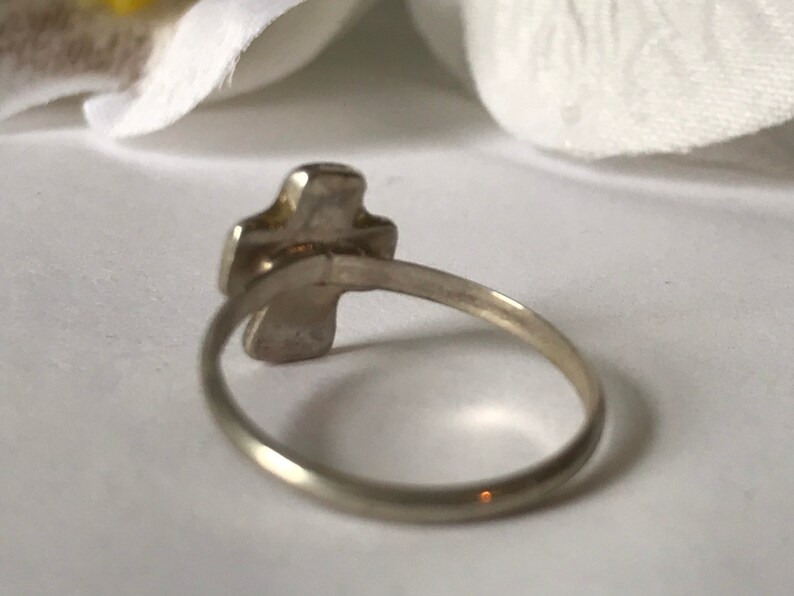 Vintage Inlaid Turqouise Chips Silvertone Cross Ring Vintage Pinky Ring Sizes 4