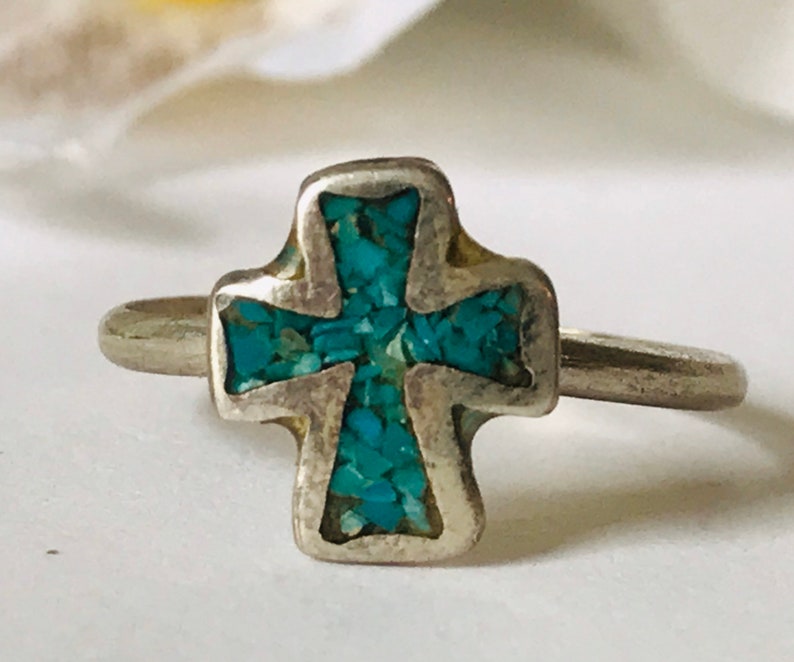 Vintage Inlaid Turqouise Chips Silvertone Cross Ring Vintage Pinky Ring Sizes 4