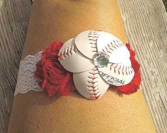 Handcrafted Baseball Wedding Garter Belt Toss or Set W/ White Lace Made  Using New York NY Yankees Fabric - Etsy