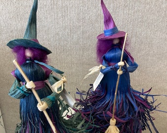 Corn Shuck Witch, Standing Corn Shuck Witch with Broom, Witch Corn Husk Doll, Colorful Witch, Corn Husk Witch with Broom