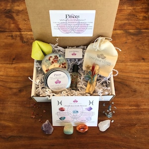 PISCES GIFT BOX - Zodiac Astrology kit, birthday or special occasion