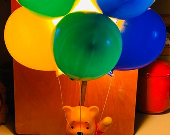 winnie the pooh lamp balloons