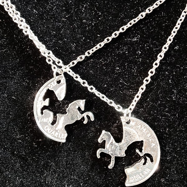 His Her Couples Horse 2 Piece Interlocking Necklace Set! Gift For Couples *Silver Toned* Lovers Country Wedding Anniversary Equestrian Rodeo