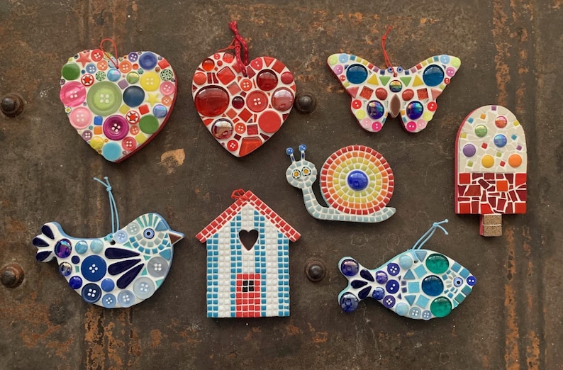 Gecko or Lizard DIY Mosaic Kit for Adults & Children by Lily Mosaics