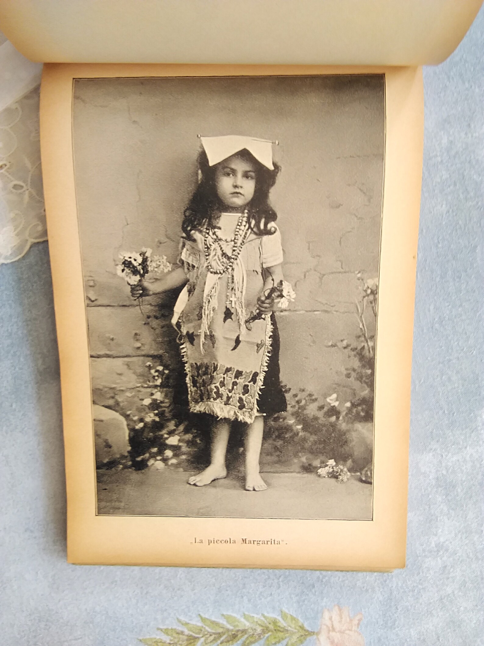 Illustrated Antique Art Book/album cca.1910s' Full of Etsy