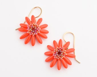 April birth flower earrings, Red daisy earrings, Cottagecore seed bead earrings, Birth flower jewelry gift