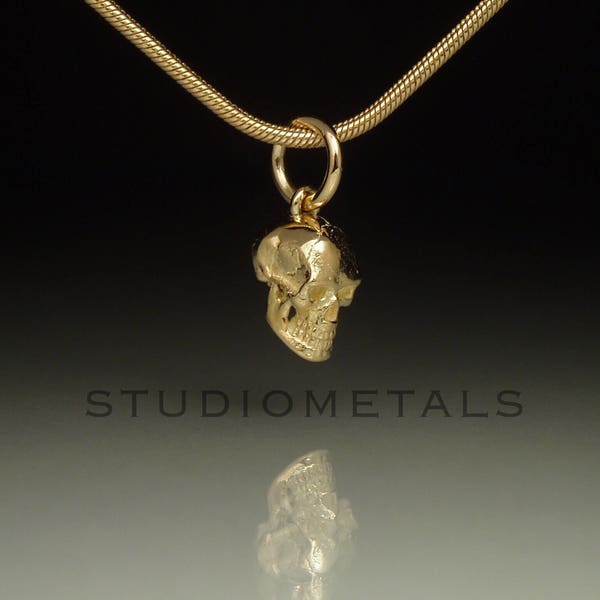 Gold Schädel Anhänger, kleiner Schädel Anhänger, Solid 14K, Anatomischer Schmuck