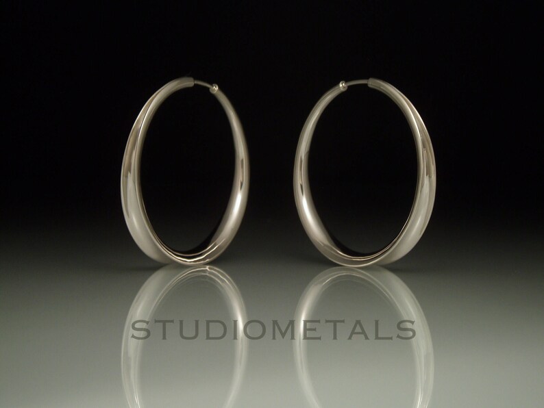 1 to 1.5 Inch Hammered Silver Hoops, Large Silver Hoops, Gift for Her, Everyday Medium Hoop Earrings image 3