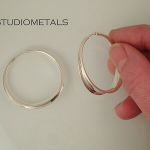 1 to 1.5 Inch Hammered Silver Hoops, Large Silver Hoops, Gift for Her, Everyday Medium Hoop Earrings image 6