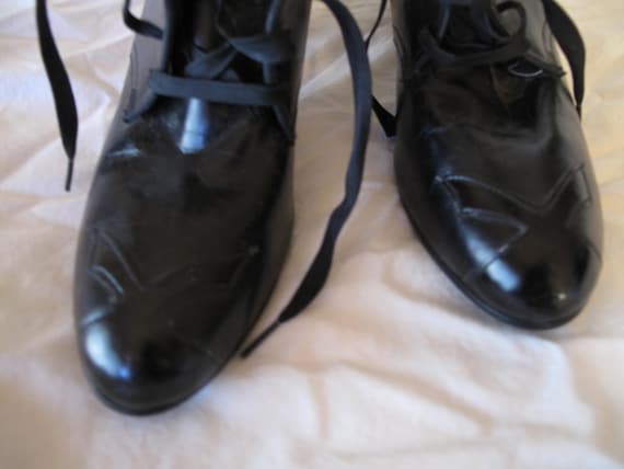 Vintage shoes lace up oxford style - image 3