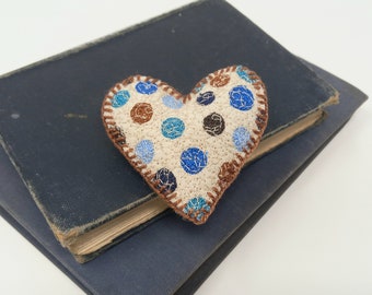 Embroidered dotty heart brooch, heart pin, embroidery textile art.