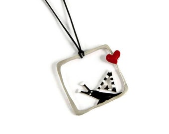 Love Home Snail Romantic Pendant Tiny Heart Stud Sterling Silver Enamel Black White Red Whimsy Jewelry Gift Idea for Her for Moving Together