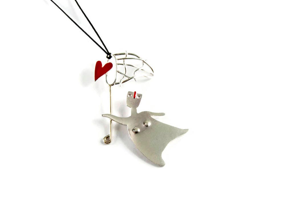 the LOVE BUTTERFLY - Butterfly I Love You Heart Luckly Butterfly Necklace