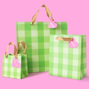 Green Gingham Gift Bags (3 Sizes) - Christmas Gift Wrap Present for Mom Party Favor