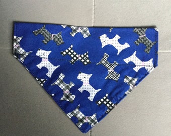 collar bandana Small-medium dog puppy 7" wide 5" long