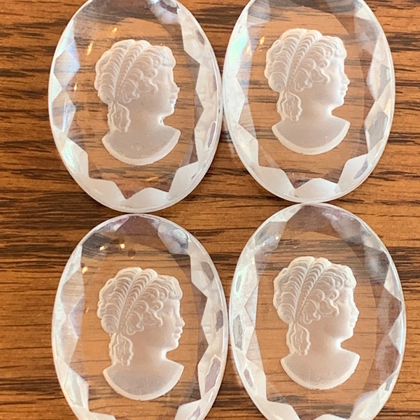 Vintage large oval shaped glass/crystal reverse intaglio Cameo cabochon, beautiful lady/woman, undrilled! Price is for 1 (one) piece!