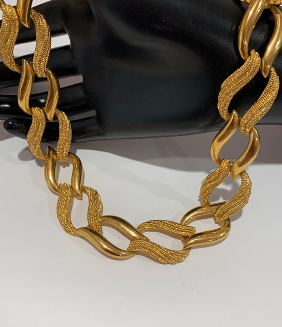 Vintage Napier gold tone, wavy necklace! 1980's j… - image 2