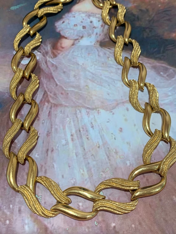 Vintage Napier gold tone, wavy necklace! 1980's j… - image 4