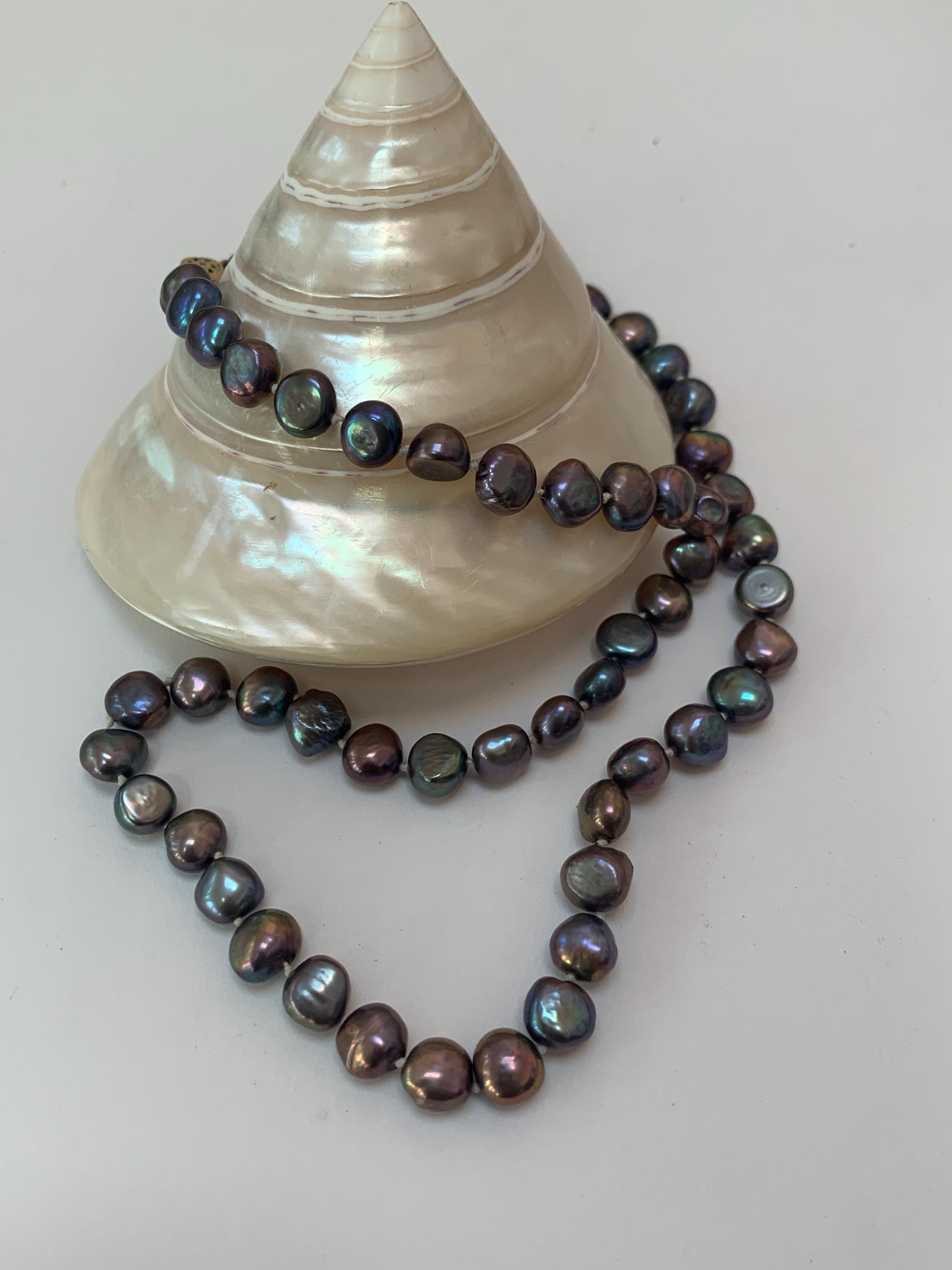 Vintage Natural Freshwater Cultured Pearls Peacock Color  display picture 1