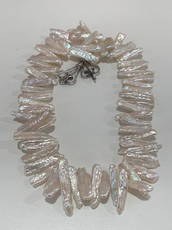 Vintage RARE genuine white Biwa stick pearl neckl… - image 3