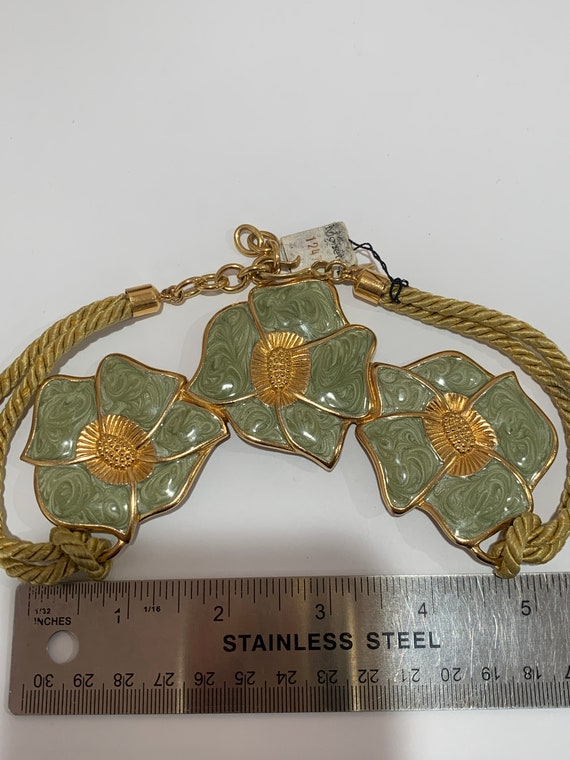 Vintage Monet RARE Set Unique Design Gold Tone, Garland