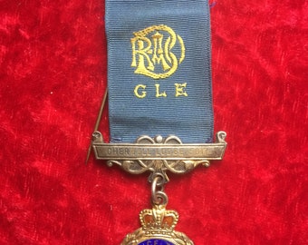 A silver hallmarked 1959 Birmingham masonic medal Justice Truth Philanthropy Primo GLE Cherwell lodge.