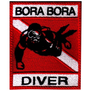 Peut inclure: Écusson brodé rouge et blanc avec une silhouette de plongeur et le texte "BORA BORA DIVER".