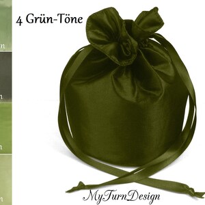 May include: A green satin drawstring bag with a gathered top and long ties. The bag is available in four shades of green: apple green, olive green, kiwi green, and lime green. The text "4 Grün-Töne" is visible on the image.