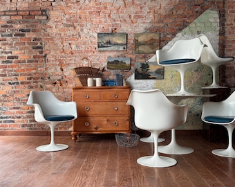 Set of Four Early 1960s Eero Saarinen Tulip Armchairs for Knoll | Circa 1960