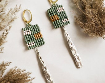 Freeport geweven rocailles met messing accent
