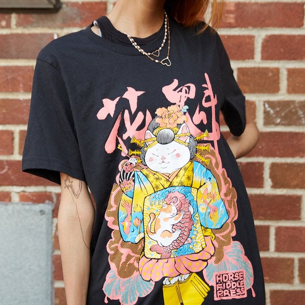 Geisha Katzen Shirt_japanisches_Harajuku_Streetstyle_fashion_kawaii_cool_vintage_edgy_klassisch_schwarzes_schwarzes_Baumwollkleid