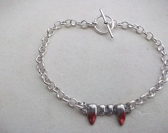 Vampire Teeth with Blood Bracelet