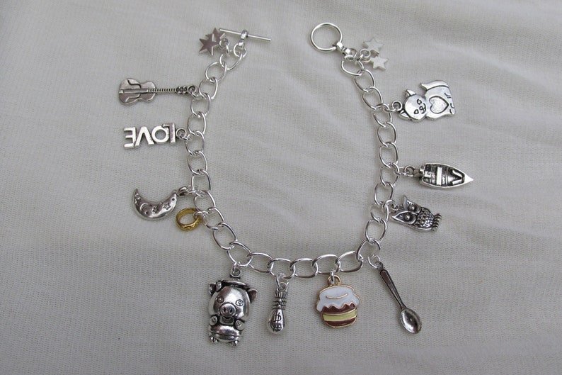 The Victorian Poem by Edgar Lear, The Owl and the Pussycat Charms Bracelet image 1