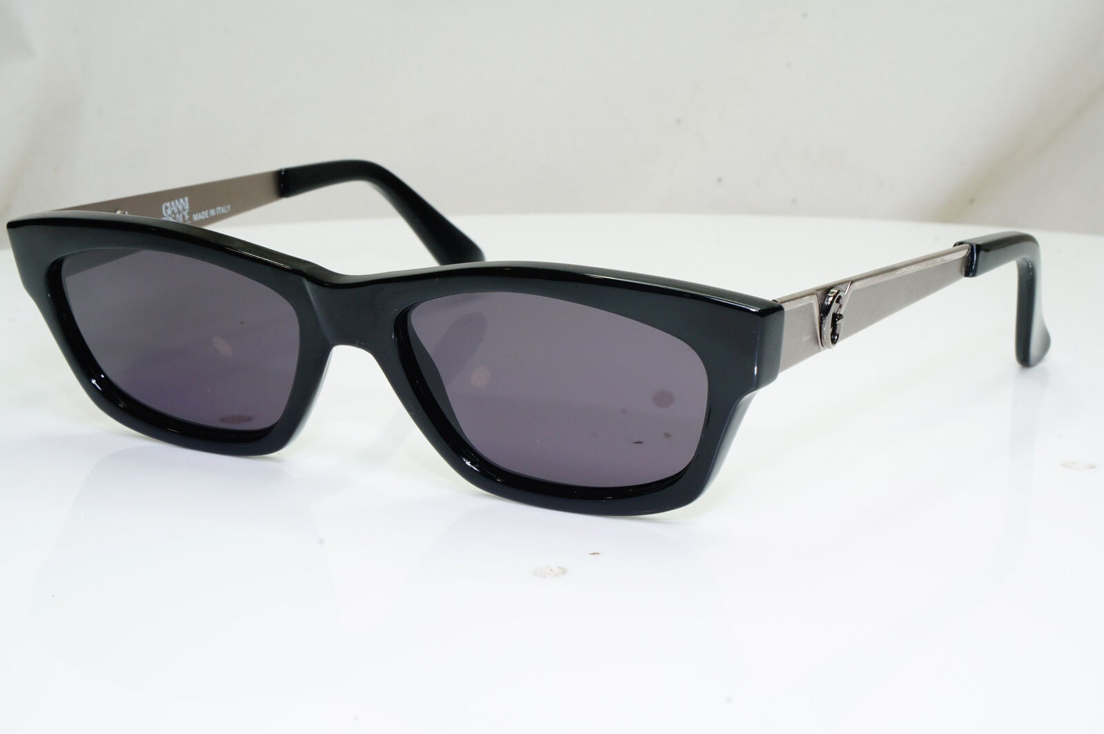 GIANNI VERSACE Mens Womens Vintage Designer Sunglasses Medusa MOD 450 18337