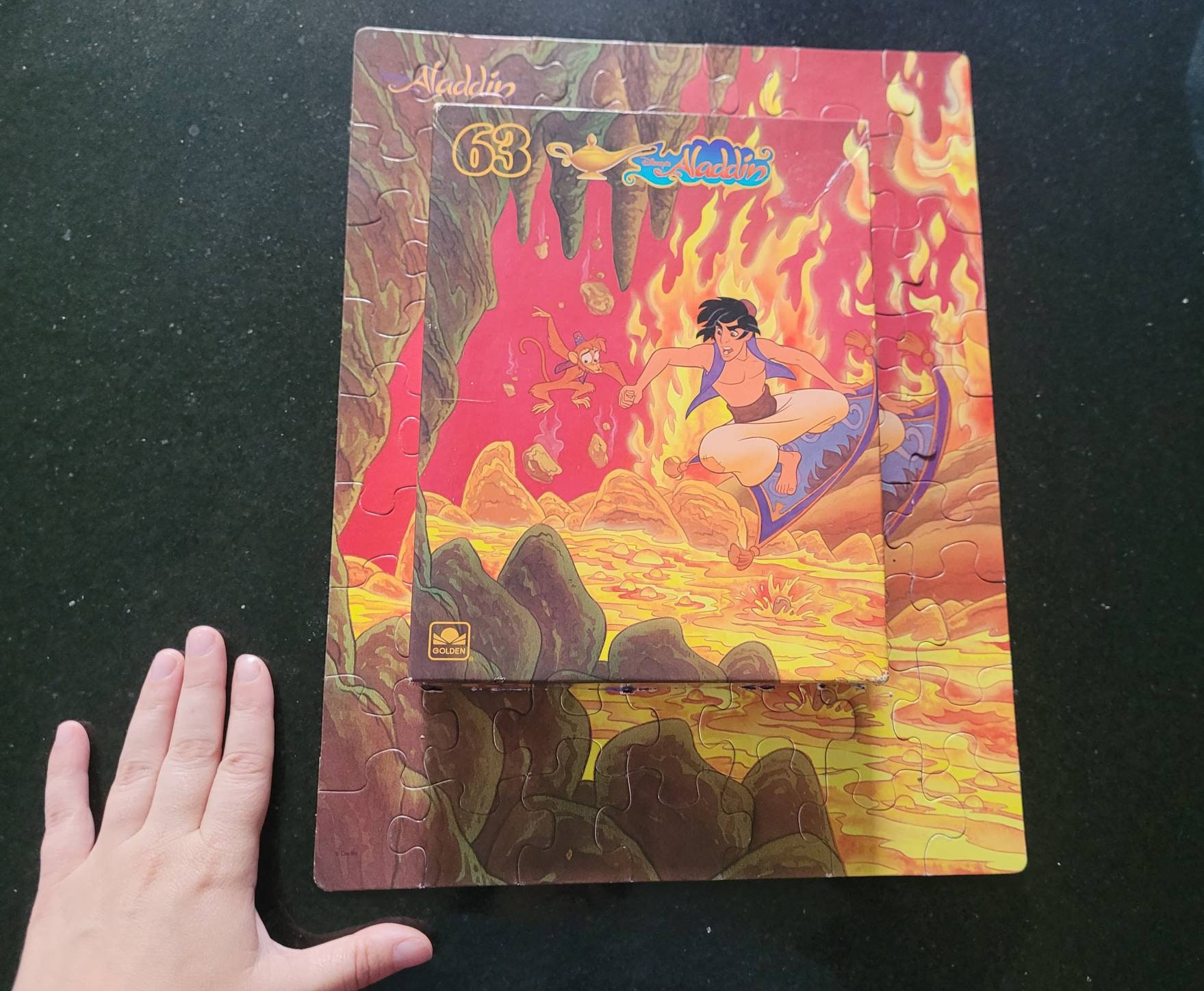 日本未発売 MAC×Aladdin ピグメント&グロス Disney Aladdin Puzzle 63 Piece Vintage Toy 80s Game Golden Puzzle