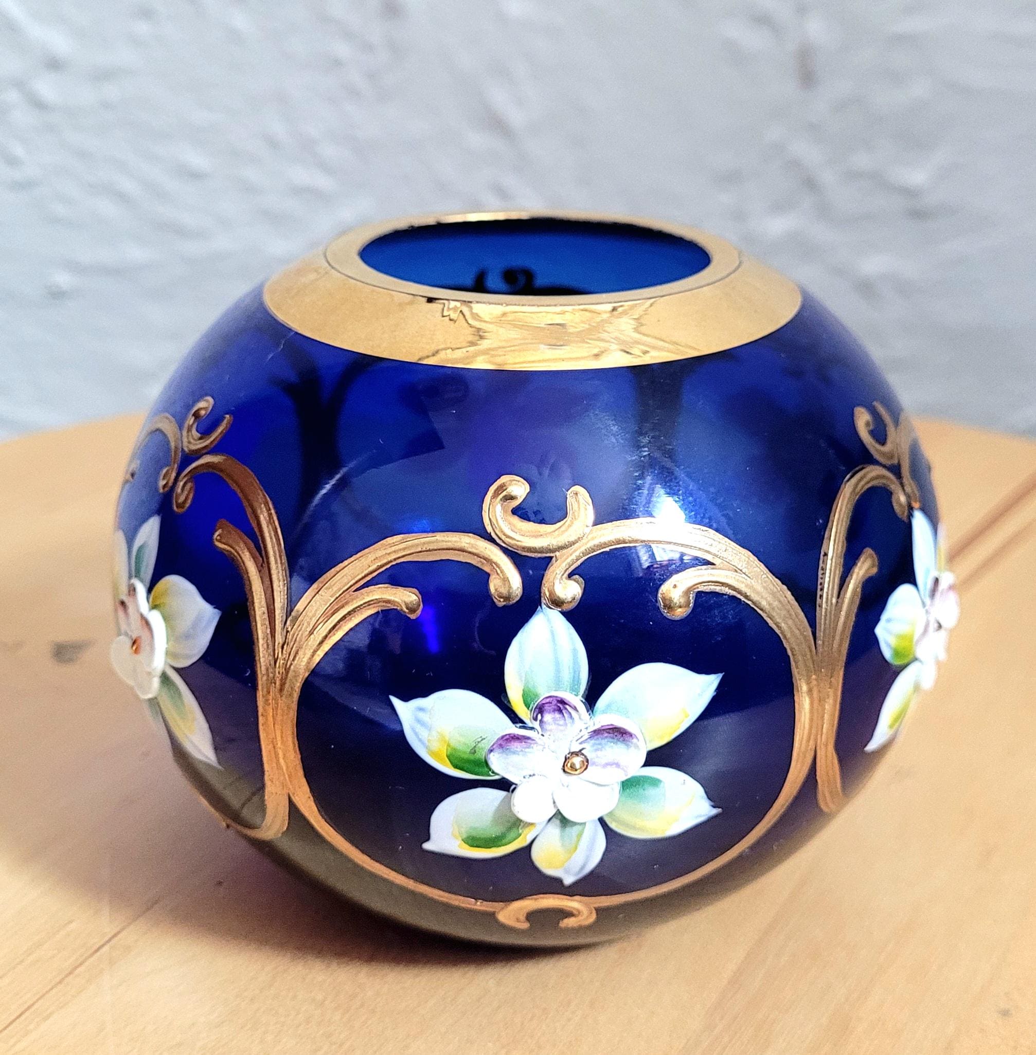 Bohemian ブルーカットボール　1950年物 Vintage Egermann Cobalt Blue Bohemian Crystal Gold Gilt Applied