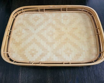 Vintage Bamboo Tray Woven w/ Pattern Wicker Serving Tray Boho Rattan Beach Home Split Bamboo Tropical Tiki Bar Drink Tray Food Tray