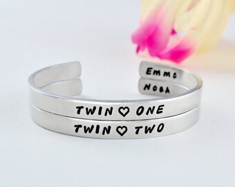 Twin One Twin Two Sisters Cuff Bracelet Set, Twin Sisters Matching Pair Bangle Bracelets, Personalized Sister Best friends Besties Gifts