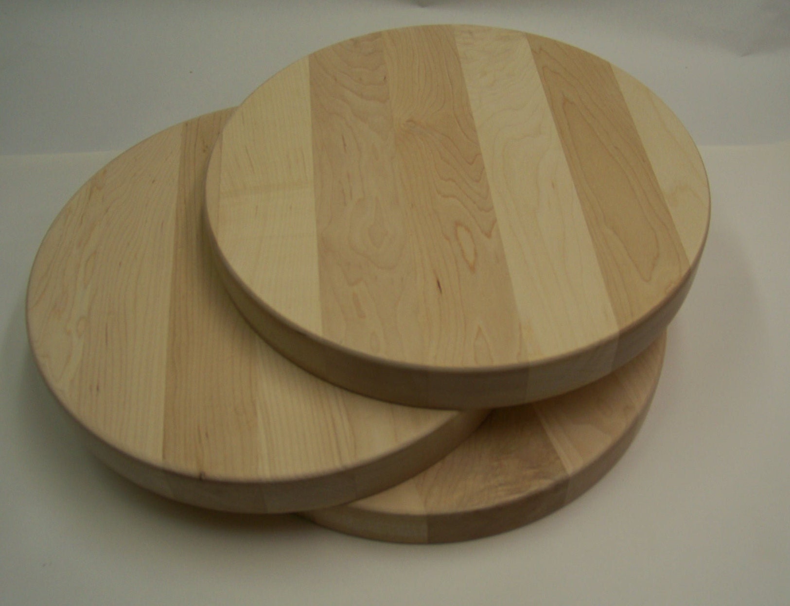 Round Hard Maple Cutting Board 12 in Dia. 1 3/8 Thick. Stock Shipped