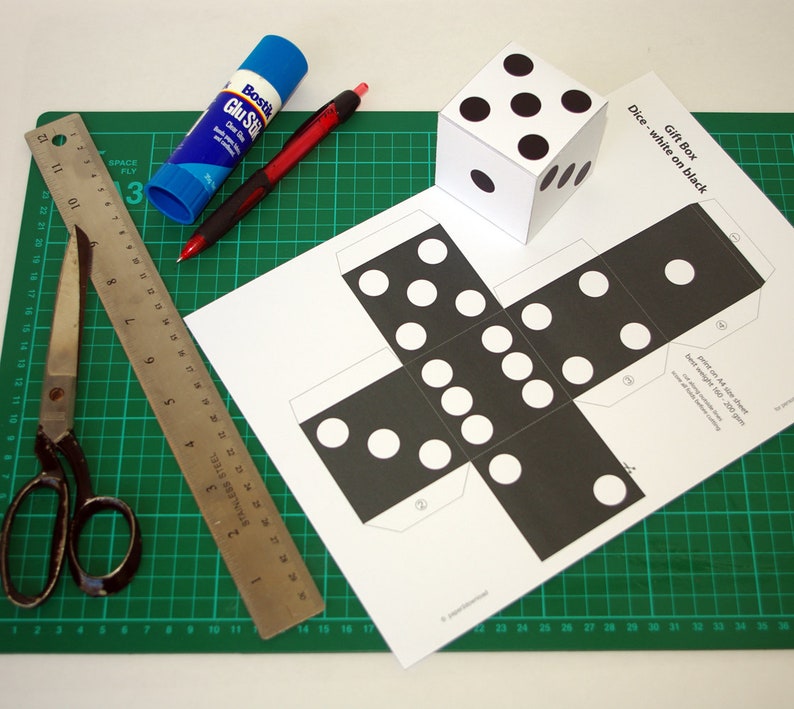 4 Lucky Dice Gift Boxes Black and White Party plus Red and ...