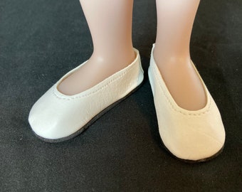 Bailarinas de muñeca Ruby Red Fashion Friends en piel sintética BLANCA