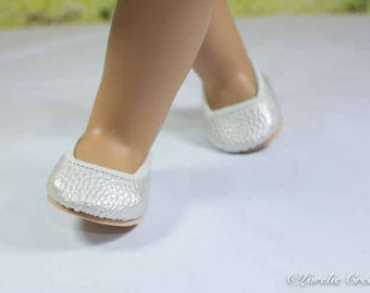 FLATS SHOES Slippers in Pearl White Faux Leather for 18 inch doll