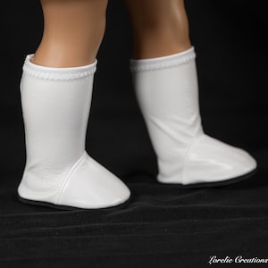 WHITE BOOTS Go Go Style 60&#39;s 70&#39;s in Faux Leather with Flat Black Soles for 18 Inch Doll
