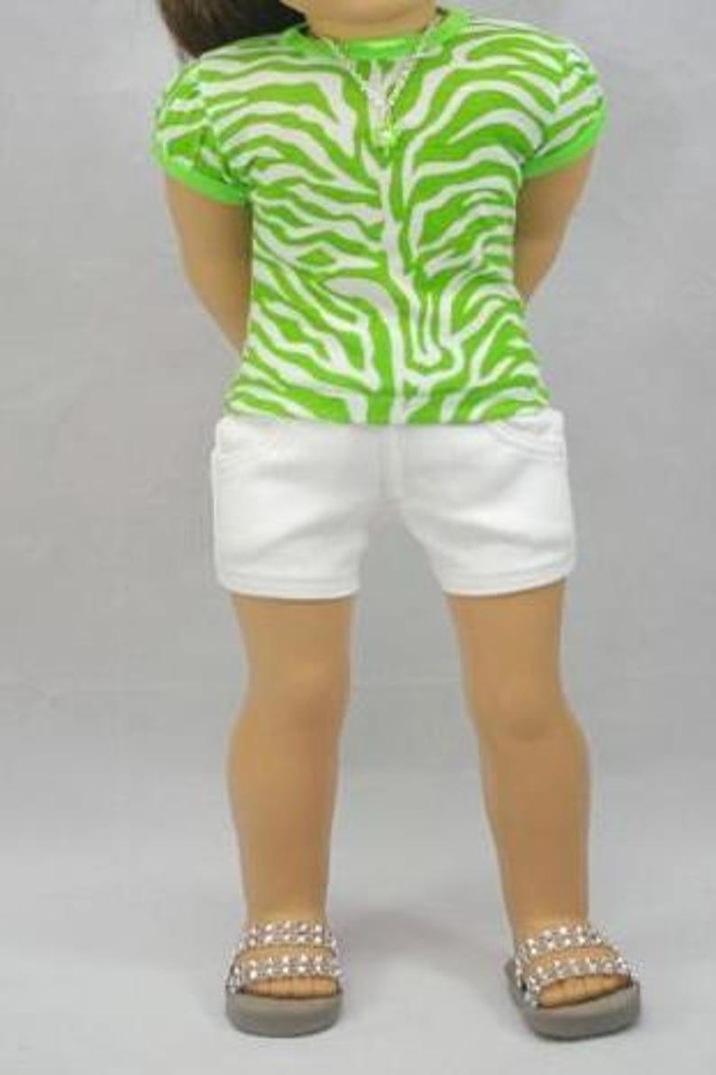 Summer WHITE SHORTS Pants Denim Twill with Four Working Pockets and Stitching Details for 18 Inch Doll Bild 4