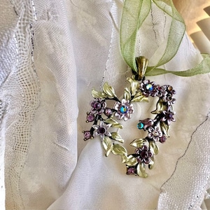 Vintage Heart Pendant Necklace, Necklace Gifts for her, Purple and Green Heart Pendant Necklace, Vintage Necklace, Vintage Heart Pendant